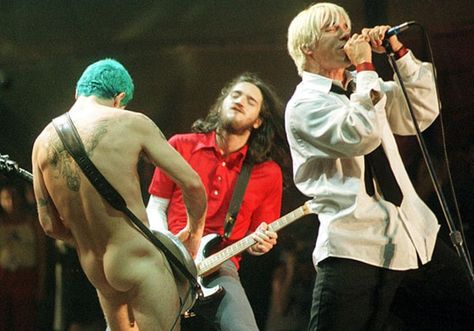 Woodstock 99, Woodstock '99, Rock Band Photos, The Red Hot Chili Peppers, Red Hots, John Frusciante, Anthony Kiedis, Music Board, Hottest Chili Pepper