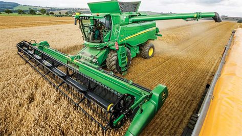 Harvester Machine, Agriculture Technology, John Deere Combine, Harvest Market, Farming Technology, Design Project Ideas, Agriculture Machinery, Agriculture Industry, Combine Harvester