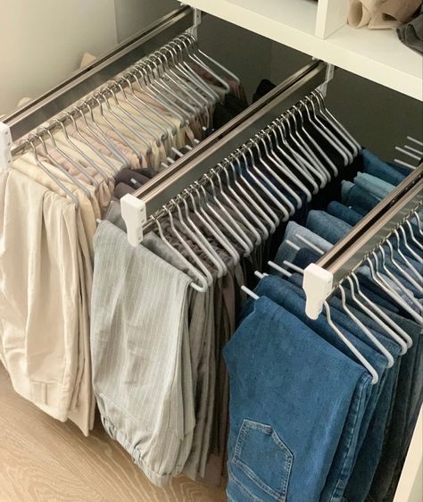 Grey Farmhouse, Dressing Room Closet, Dream Closet Design, Walk In Closet Design, Walking Closet, Closet Design Layout, Luxury Closets Design, Closet Renovation, Wardrobe Interior Design