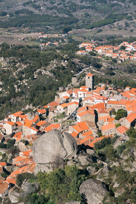 Portugal Landscape, Monsanto Portugal, Places In Portugal, Portugal Travel Guide, Popular Travel Destinations, House On The Rock, Portugal Travel, Stone Houses, Places Of Interest