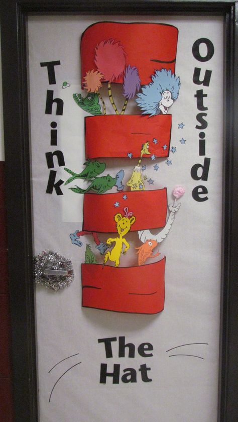 Dr. Suess, Dr Seuss Classroom Door, Room Door Ideas, Dr Seuss Classroom, Dr Seuss Activities, Dr Seuss Crafts, Seuss Classroom, School Nursing, Seuss Crafts