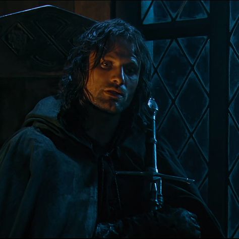 The Lord of the Rings: The Fellowship of the Ring Legolas Fellowship Of The Ring, Lord Of The Rings Screencaps, Lord Of The Rings Pfp, The Lord Of The Rings Aesthetic, Lotr Pfp, Aragorn Icon, Lotr Icons, Aragorn Aesthetic, Lord Of The Rings Boromir