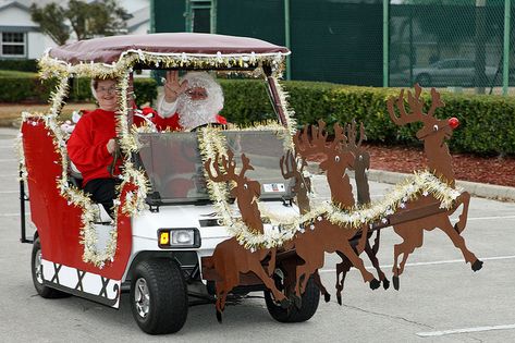 a golf cart in spirit of the season ...this is a salute to the golf cart Christmas parade I witnessed Dec 2011 @ Disney's Fort Wilderness Golf Cart Decorations, Christmas Car Decorations, Christmas Parade Floats, Custom Golf Carts, Holiday Parades, Florida Christmas, Christmas Golf, Cart Decor, Golf Car