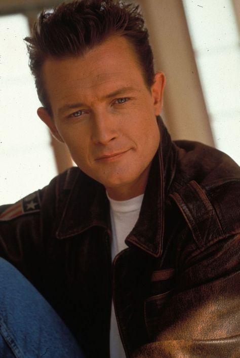 Patrick Roberts, Robert Patrick, Mixed Guys, T 1000, Geeky Girls, Brendan Fraser, Tough Guy, Handsome Actors, X Files