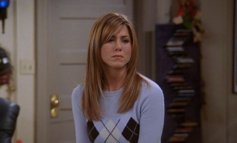 Every Outfit Rachel Ever Wore On 'Friends', Ranked From Best To Worst: Season 10 Jennifer Aniston Haircut, Rachel Green Hair, Friends Serie, Rachel Hair, Rachel Green Friends, Rachel Green Style, Rachel Haircut Friends, Jennifer Aniston Hair Friends, Green Lookbook