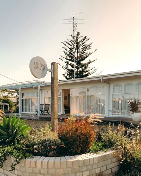 Bellarine’s Most Iconic Shack - Miles Away Shack - Houses for Rent in Ocean Grove, Victoria, Australia - Airbnb Boho Beach House Surf Shack Exterior, Surf Shack Exterior, Boho Beach House Surf Shack, Beach House Surf Shack, Shack House, Boho Beach House, The Shack, Ocean Grove, Surf Shack