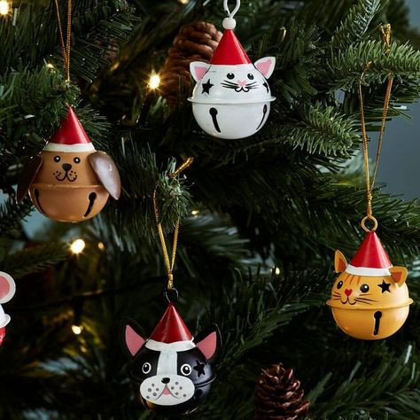 Cat Christmas Decorations Diy, Cat Christmas Decorations, Pet Craft, Wonderland Crafts, Bell Decor, Christmas Pom Pom, Diy Tree Decor, Ornament Party, Animal Ornaments