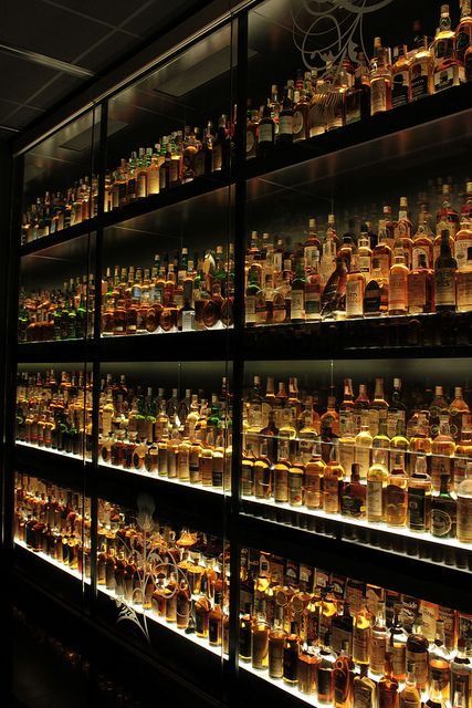 Whisky Regal, Beard Styling, Whiskey Room, Gentlemen Style, Trophy Case, Wood Shelving, Whisky Bar, Whiskey Bar, Whiskey Drinks