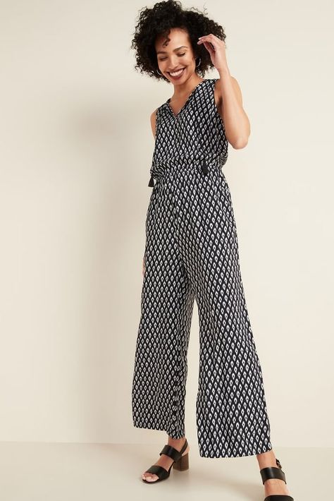 I'd Wear Jumpsuits Every Day If I Could, and Right Now Old Navy Has Some of My Favorites Old Navy Jumpsuit Outfit, Old Navy Jumpsuit, Navy Jumpsuit, Jumpsuit Outfits, Stylish Jumpsuit, Colorful Jumpsuit, Jumpsuit For Women, Defined Waist, Jumpsuit Outfit