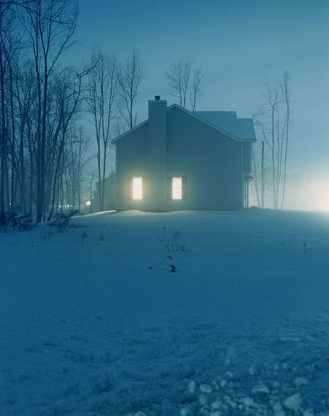 Todd Hido, William Eggleston, Robert Doisneau, Stunning Photography, Contemporary Photography, Jack Frost, House Hunting, Pics Art, Night Photography