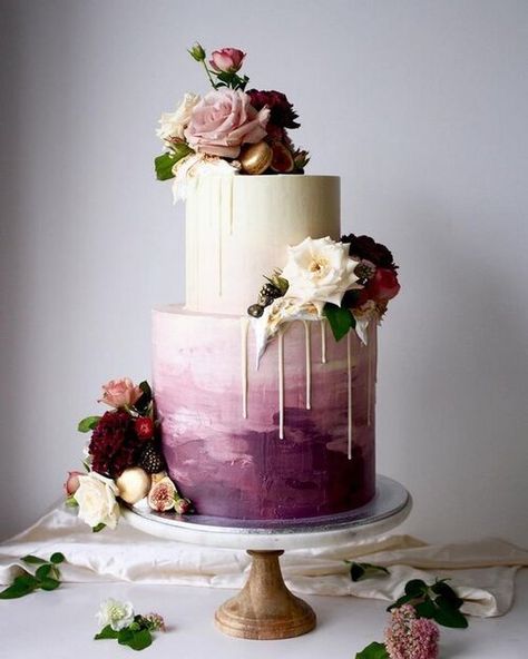 Colorful Wedding Cakes, Big Wedding Cakes, Purple Wedding Cakes, Winter Wedding Cake, Floral Wedding Cakes, Chocolate Wedding Cake, Tiered Cake, Wedding Cake Rustic, Elegant Wedding Cakes