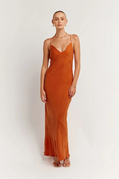 Catalina Wedding, Burnt Orange Bridesmaid, Burnt Orange Bridesmaid Dresses, Wedding Guest Ideas, Fire Outfits, Guest Ideas, Orange Bridesmaid, Orange Bridesmaid Dresses, Charlotte Brontë