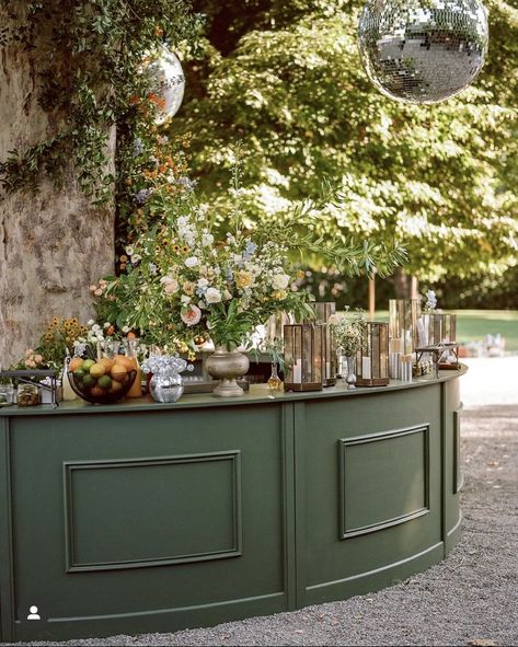 Polo Bar, Clear Tent, Green Bar, Bar Inspiration, Boda Mexicana, Marquee Wedding, Luxury Wedding Planner, Round Bar, Wedding Rentals