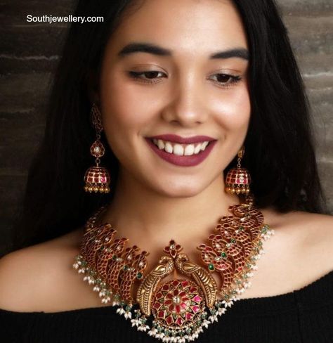 Antique Gold Earrings, Unique Bridal Jewelry, Antique Necklaces Design, Bridal Jewellery Design, Gold Bridal Jewellery Sets, Necklace Set Indian, Gold Wedding Jewelry, Bridal Fashion Jewelry, Gold Fashion Necklace