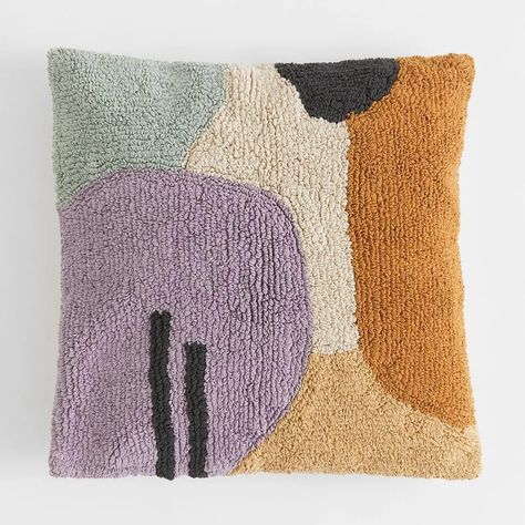 H&M Home: 28 Pieces You'll Want To Buy | Glamour UK Soft Blocks, Beige Art, Punch Needle Embroidery, H&m Home, Cushion Pattern, Kids Pillows, Couch Throw Pillows, Linen Cushion, Velvet Cushions