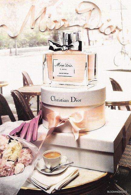 Miss Dior Cherie - one of the few scents in my huge collection that I could never grow tired of Shabby Vintage, Miss Dior, Dolce E Gabbana, Smell Good, Girly Girl, Girly Things, Pretty Things, Sephora, Christian Dior