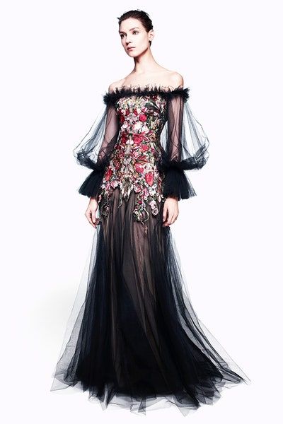 Alexander McQueen Pre-Fall 2012 Collection - Vogue Pengantin Modern, Alexander Mcqueen Dresses, Dior Haute Couture, فستان سهرة, Gorgeous Gowns, Mode Inspiration, Beautiful Gowns, Fancy Dresses, Pre Fall