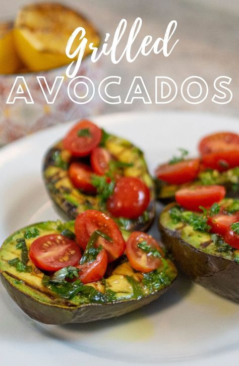 Uncover those grills to make delicious and healthy grilled avocados! 🥑  Enjoy them at your next cookout as a side salad or entree. Food Information, Healthy Grilled, Grilled Foods, Grilled Avocado, Fresh Dishes, Healthy Grilling, Grilling Season, Avocado Recipes, Entertaining Ideas