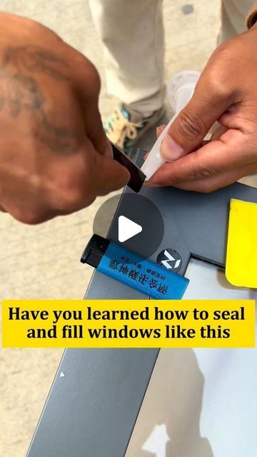 Heidi Ah on Instagram: "Have you learned how to seal and fill windows like this #foldingdoor #slidingdoor #aluminumwindows #windows #windowfactory #fyp  #foryou #viral #homedecor #homedecormalaysia #kakidekomalaysia #dekorumah  #hiasrumah #carporch #patio #foldingdoor #safetydoor #outdoortiles #houserenovation" How To Seal Windows, Window Seal Ideas, Caulking Windows, Jalousie Window, Household Help, Window Casing, Window Repair, Window Seal, Aluminium Windows