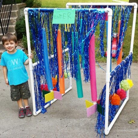 A play car wash I built with my son for under $40 Car Wash Birthday Party, Car Wash Party, Kid Car Wash, Monster Jump, Auto Party, Diy Kids Playground, Bike Parade, Toddler Party Games, Bobby Car