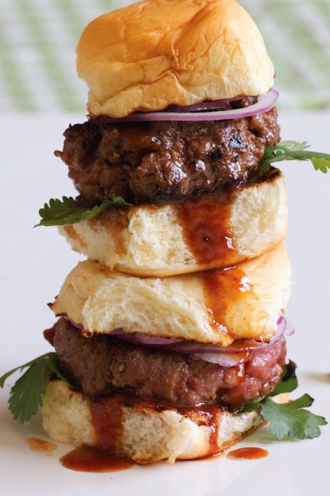 Bison Sliders Recipe, Bison Sliders, White Castle Burgers, Bison Recipes, Bison Meat, King Hawaiian Rolls, Bison Burgers, Recipes List, Slider Buns