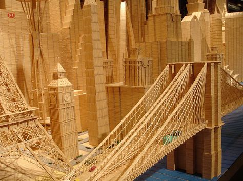 The Brooklyn Bridge and Big Ben Tooth Pick Crafts, Toothpick Sculpture, Tooth Pick, Pick Art, 3d Street Art, Things To Make, Toothpick, Art Abstrait, Wood Art