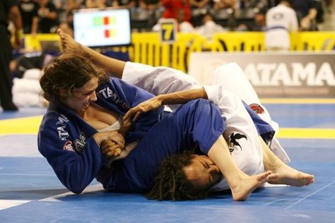 Brazilian Jiu Jitsu Women, Bjj Girl, Jiu Jitsu Women, Mackenzie Dern, Jiu Jitsu Girls, Bjj Jiu Jitsu, Bjj Women, Ju Jitsu, Martial Arts Women