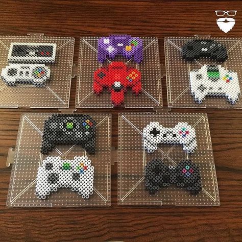 Sanrio Lego, Perler Beads Ideas, Bead Templates, Hama Art, Easy Perler Bead Patterns, Perler Creations, Scrapbook Frames, Creeper Minecraft, Game Wallpaper