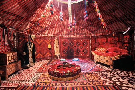 Yurt Interior, Mongolian Yurt, Yurt Home, Bedouin Tent, Yurt Living, Red Tent, Bell Tent, Silk Road, Homework Help