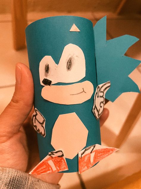 Sonic Craft For Kids, Sonic Craft, Sonic Crafts, Sonic Birthday Parties, Recycled Crafts Kids, Sonic Party, Camp Crafts, Toilet Paper Crafts, Sonic Birthday