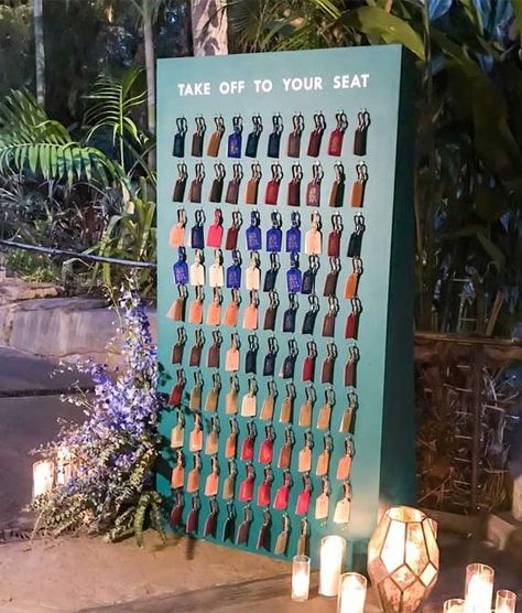 Peg Board Seating Chart Wedding, Unique Wedding Souvenirs Ideas, Bookmark Seating Chart Wedding, Creative Wedding Seating Chart, Seating Chart Mirror, Wedding Theme Aesthetic, Seating Cards Wedding, Sage Wedding Colors, Fab Mood