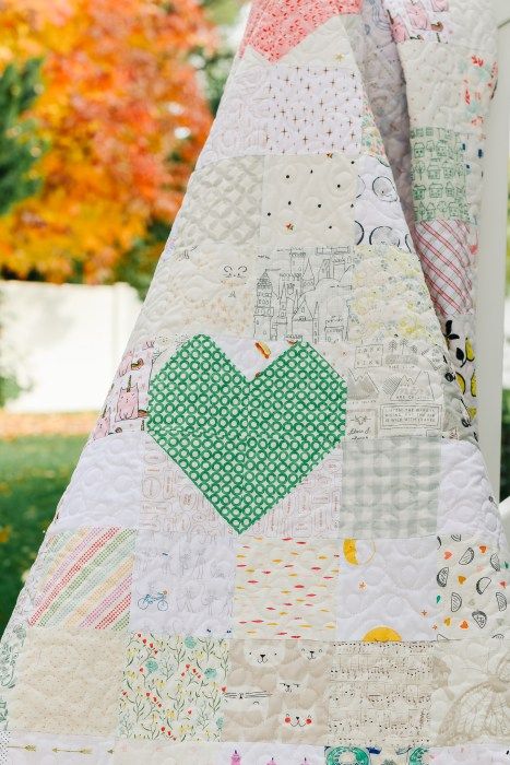 Low Volume Scrappy Quilts, Low Volume Quilts Ideas, Diy Quilting Frame, Low Volume Quilts, Low Volume Quilt, Diary Of A Quilter, Diy Quilting, Americana Crafts, Fence Plants