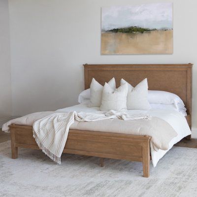 Interior Design Inspo King Bed Suite, Timeless Headboard Master Bedrooms, Inexpensive King Bed, Platform Wood Bed Frame, Light Wooden Bed Frame, Wood King Size Bed Frame, Modern Organic Bed Frame, Wood Frame Bedroom Ideas, White Oak Bed Frame