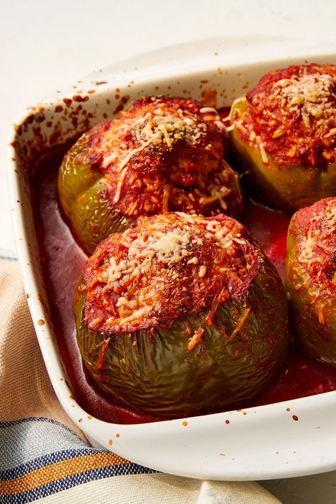 Homestyle Stuffed Peppers Stuffed Peppers Oven, Mushroom Stuffed Peppers, Stuffed Bell Peppers With Rice, Baked Stuffed Peppers, Best Stuffed Pepper Recipe, Bell Peppers Stuffed, Stuffed Peppers With Rice, Cabbage Rolls Recipe, Beef And Rice