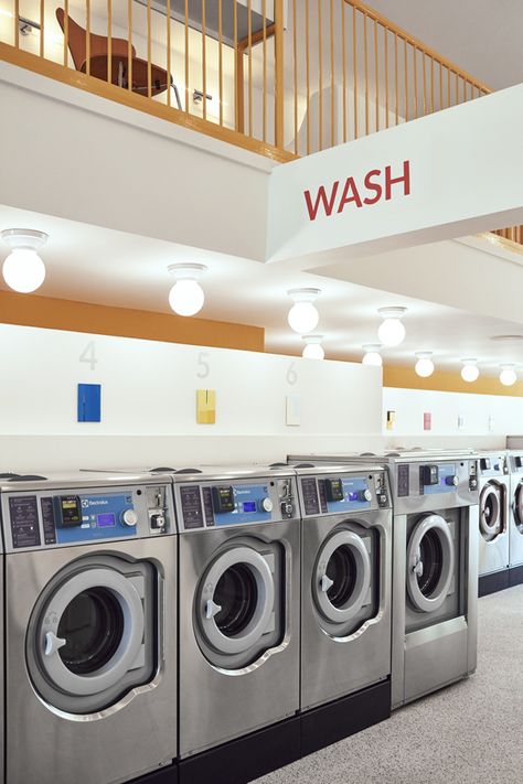 Laundry Business Design, Laundry Mat Ideas, Modern Laundromat, Laundromat Design, Coin Laundromat, Caribbean Cafe, Laundromat Ideas, Laundry Cafe, Laundry Lounge