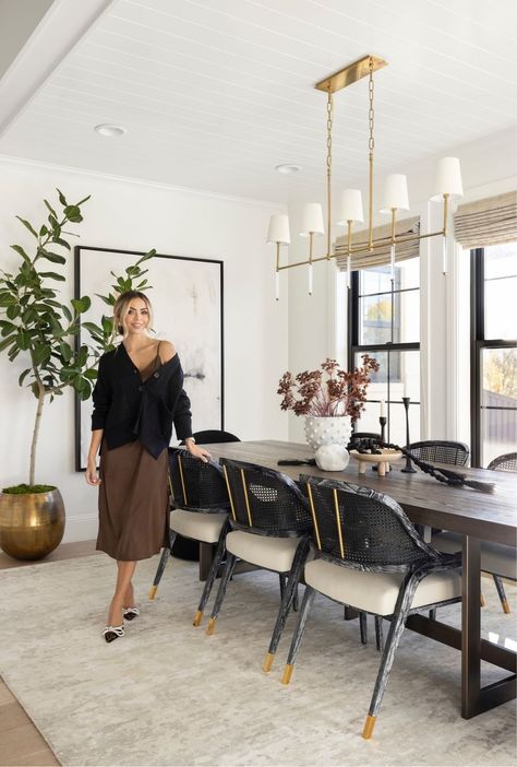 Dthompsy Home, Moody Glam Dining Room, Black And Gold Dining Table Decor, Rh Modern Dining Room, Rh Dining Room Ideas, Transitional Dining Room Inspiration, Rh Dining Room, Modern Classic Dining, Restoration Hardware Dining Room