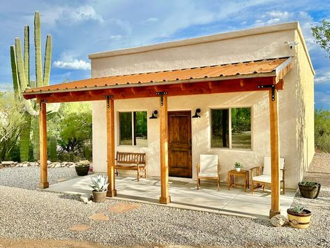 Guest Casita Floor Plans, Casitas Guest House, Casita Guest House, Desert Casita, Adobe House Interior, Adobe House Exterior, Sicilian Countryside, Pueblo Style House, Earthen House