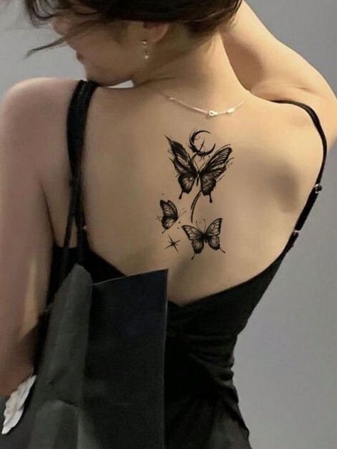 Unique First Tattoo Ideas, Stylish Tattoos Women, Tattoo Design Drawings Women, Woman Body Tattoo Design, Women Tattoos Arm, Woman Arm Tattoo, Back Of Arm Tattoo Women, First Tattoo Ideas For Women, Upper Arm Tattoos For Women