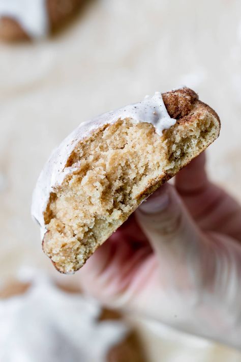 These giant chai cookies are full of cozy, warm chai spices like cardamom, cinnamon and nutmeg. They are thick and soft and require no chill time! Rolled in chai spices, baked, and topped with a drool-worthy vanilla bean glaze. Say hello to your new go-to cookie! #chaicookies #chaispice #chaispicedcookies #chaitea #cookies #christmascookies #christmasbaking #holidaydesserts #giantcookies #cookierecipe Chai Breakfast Cookies, Frosted Spice Cookies, Chai Spiced Desserts, Chai Flavored Dessert, Chai Oatmeal Cookies, Vanilla Bean Cookies Recipes, Dirty Chai Cookies, Chai Tea Desserts, Gluten Free Chai Cookies