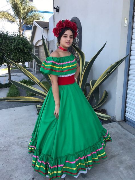 Mexican 100 CM dress with top Handmade Beautiful Frida | Etsy Mexican Girl Dress, Mexican Dance Dress, Mexican Outfits For Women, Mexican Fancy Dress, Jalisco Dress, Folklorico Dresses, Mexico Dress, Dead Costume, Traditional Mexican Dress