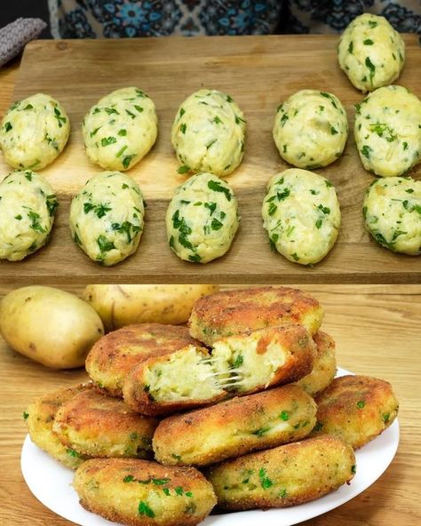 Potato Patties Recipe, Onion Patties, Potato Patty, Potato Patties, Grated Potato, Patties Recipe, Crispy Potatoes, 2 Eggs, Oven Baked