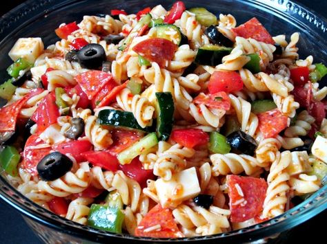 Supreme Pasta Salad Salad Supreme Pasta Salad, Italian Dressing Pasta Salad, Salad Supreme, Suddenly Salad, Salad Appetizer Cups, Spaghetti Salad, Salad Salad, Pasta Salad Recipe, Pasta Salad Italian