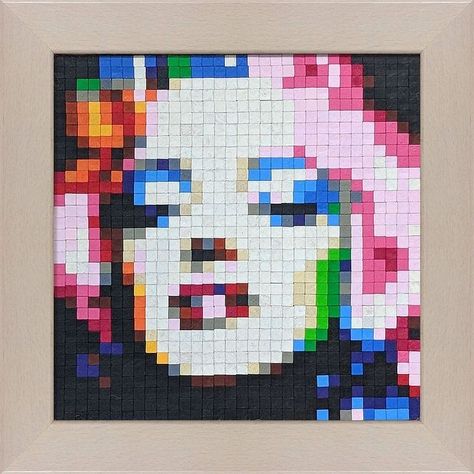 Marylin Monroe Pixel Art, Cute Pixel Art 32x32 Grid, 5x5 Pixel Art, 32 X32 Pixel Art, Pixel Drawing 32x32, 32 X 32 Pixel Art Grid, Cool Pixel Art Grid, Pixel Art Drawings Ideas, Roblox Pixel Art 32x32