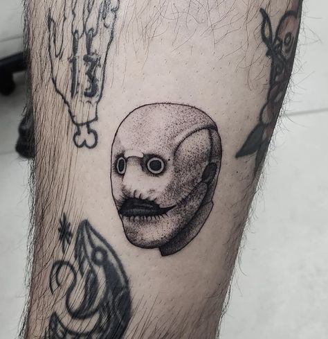 Nu Metal Tattoo, Slipknot Tattoo Ideas, Slipknot Tattoo, Metal Tattoo, Mask Tattoo, Design Drawings, Slipknot, Tattoo Design Drawings