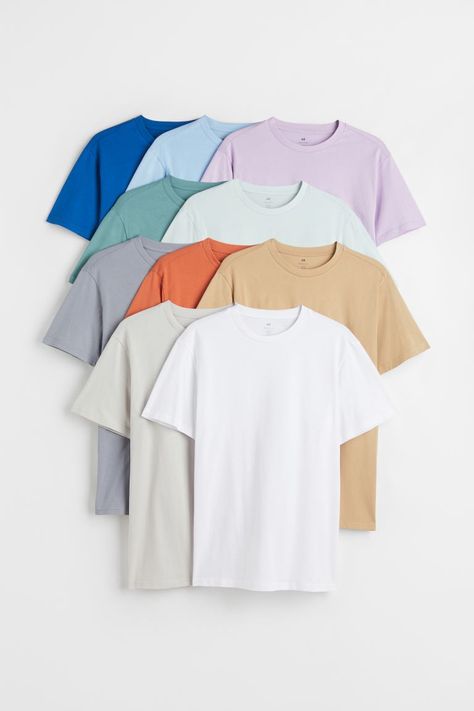 Looking for the perfect summer t-shirt? Look no further than our collection of summer essential t-shirts! Our t-shirts are designed to keep you cool and comfortable in the summer heat while still looking stylish and on-trend. Lightweight fabrics Moisture-wicking properties Versatile styles Vibrant colors and prints Easy to care for By yours now: https://amzn.to/3Ul9oPs Boubou Styles For Women, Photography Shirts, Tshirt Photography, Turquoise Men, Tshirt Design Inspiration, Mens Casual Dress Outfits, Clothing Photography, Plain Tees, Plain Shirts