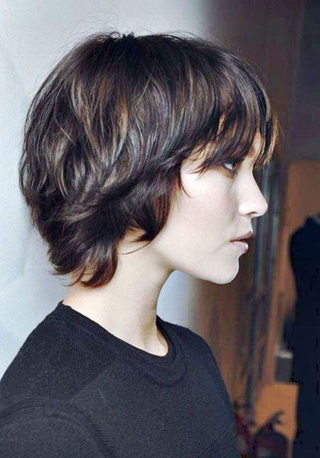 Short Shaggy Pixie Haircuts, Pixie Cut With Long Bangs, Pixie Cut Round Face, Shaggy Pixie, Longer Pixie Haircut, Long Pixie Hairstyles, Short Dark Hair, Pixie Cut With Bangs, Short Shag Hairstyles