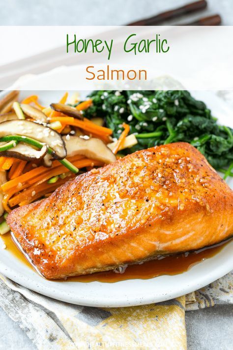 Honey Garlic Salmon Recipe | Honey Salmon- Seared salmon fillets drizzled with a simple yet flavorful 3-ingredient sauce.| www.healthyfitnessmeals.com | #Healthyrecipe #salmonrecipe via @healthyfitnessmeals Foil Salmon, Frozen Salmon Recipe, Honey Glazed Salmon Recipe, Salmon Fillet Recipes, Salmon Recipes Pan Seared, Salmon Recipes Baked Healthy, Honey Glazed Salmon, Salmon Glaze Recipes, Recipes Salmon