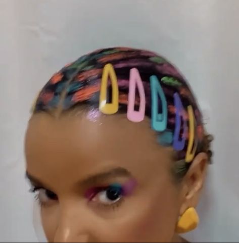 Pride Hair And Makeup, Pride Hairstyles Braids, Rainbow Hair Wedding, Intergalactic Hair Styles, Pride Hair, Lgbtq Pride Hair Styling Accessories, Hair Inspo, Face Paint, Carnival Face Paint