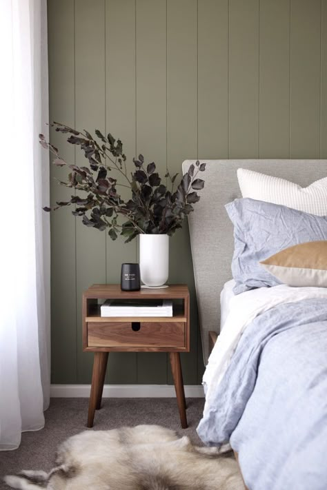 Scandi Bedroom, Feature Wall Bedroom, Bedroom Minimalist, Bedroom Green, Spare Room, Main Bedroom, Guest Bedrooms, Bedroom Colors, Bedroom Inspo