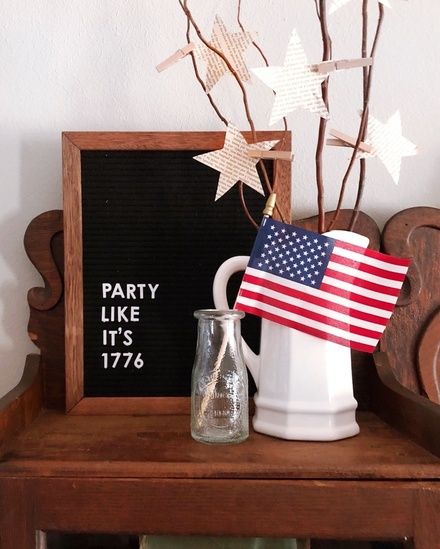 Floating Paper Lanterns, 4th Of July Crafts, Vintage Jugs, Independance Day, Fourth Of July Decor, 4th Of July Decorations, July Crafts, 4th Of July Party, July Party